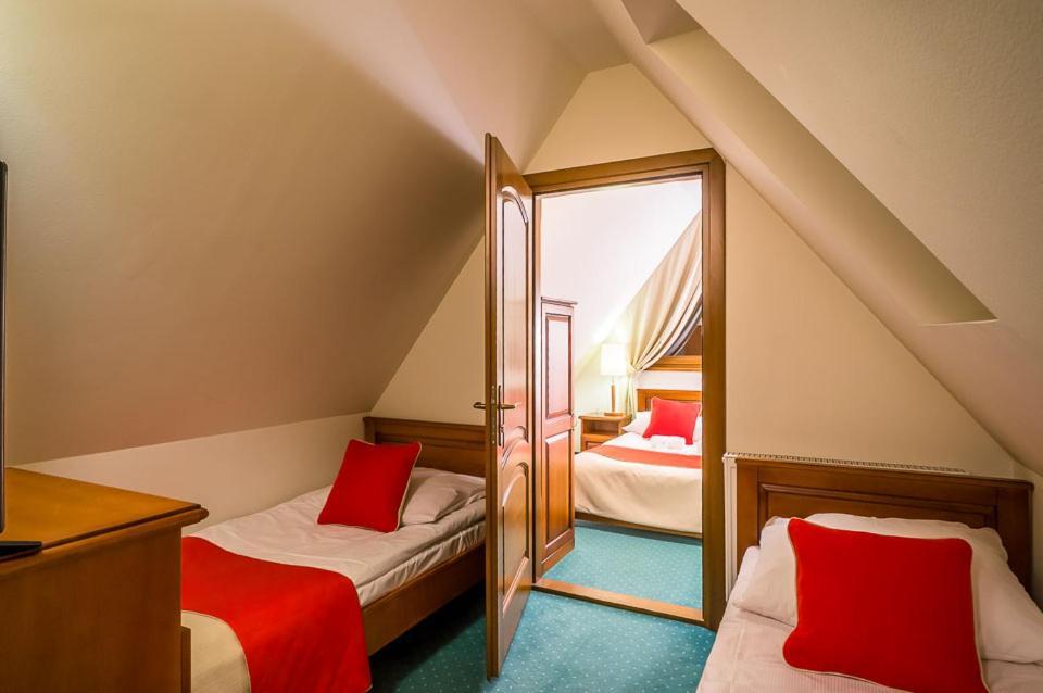 Sichlanski Dworek & Spa Murzasichle Exteriör bild